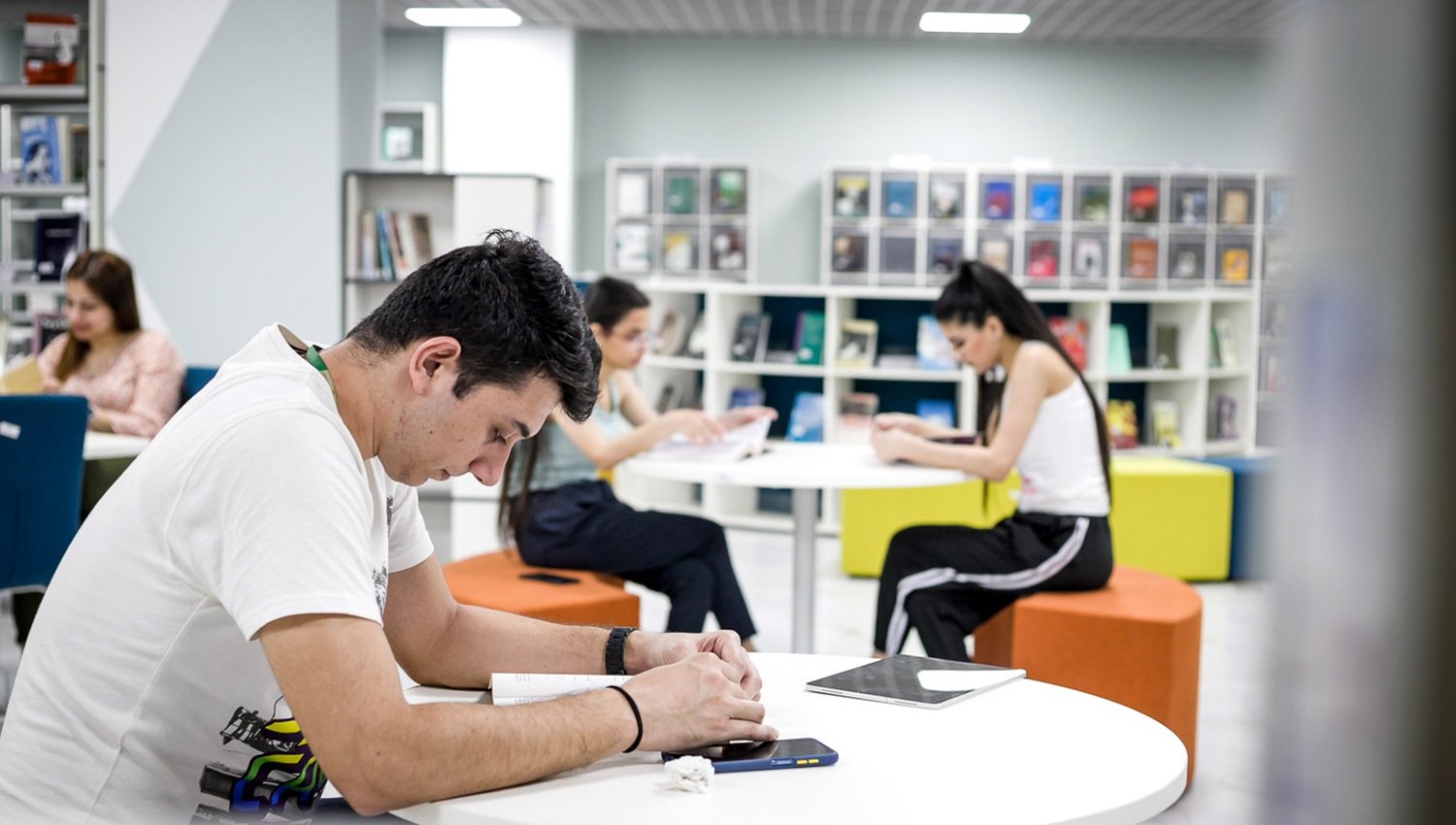 Students studying in the KIIT library